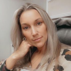 Meet your Posher, Paige